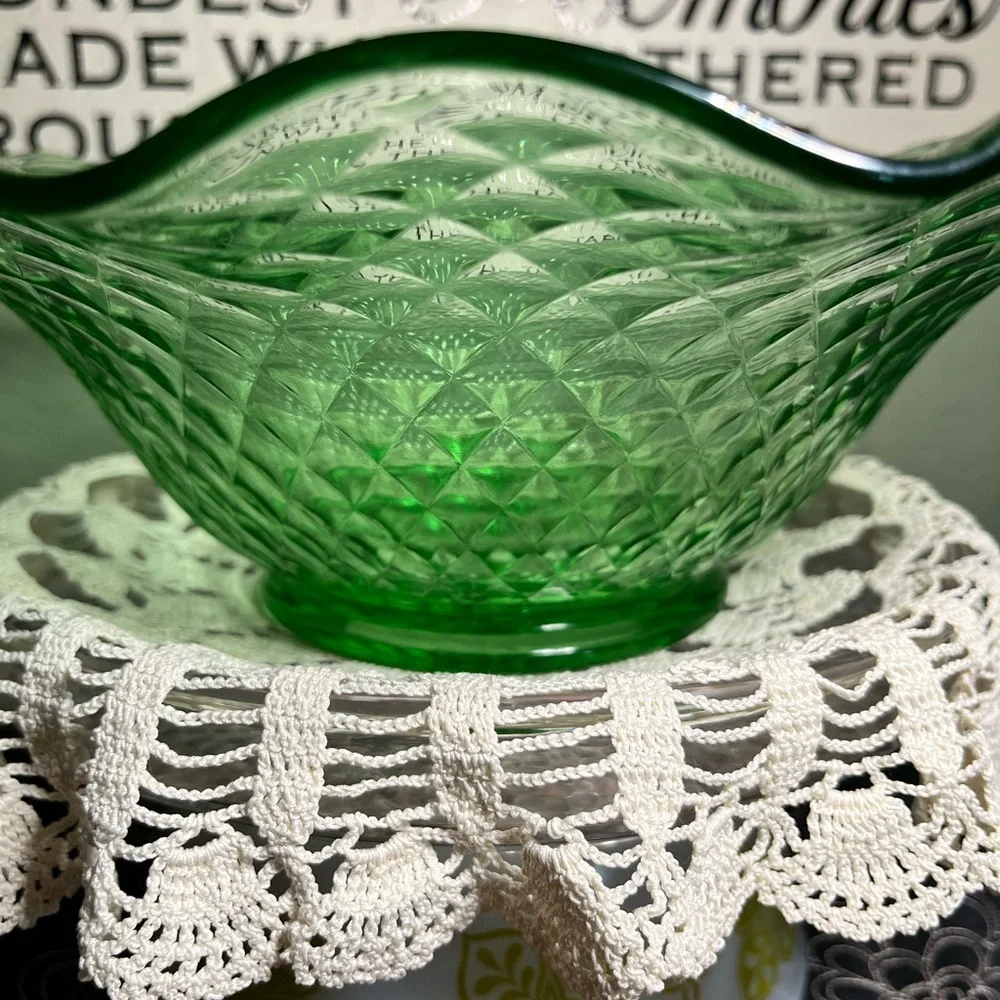 Vintage Emerald Green Diamond Point Art Glass Basket Bowl 12”